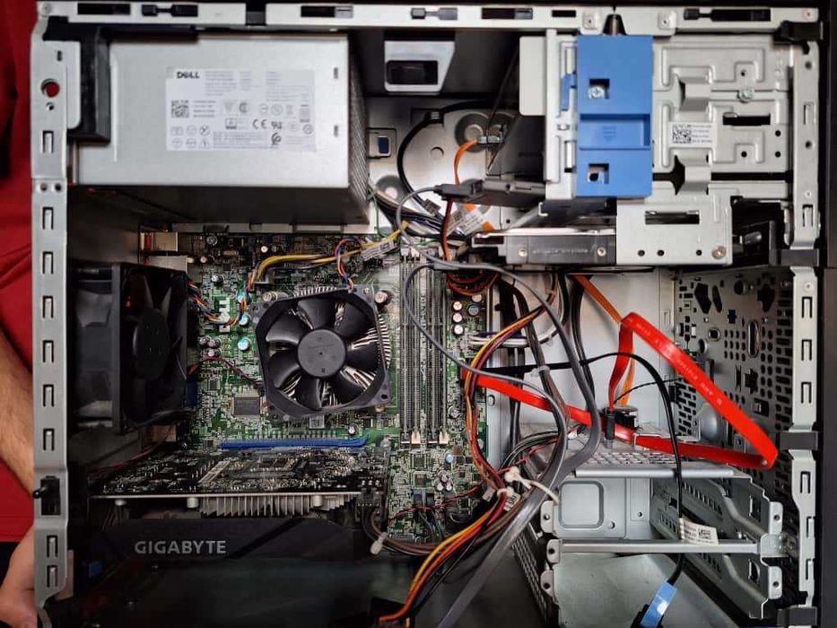 Desktop PC, i7-4770S, 32 GB DDR3-1600, Placa Video 4 GB GDDR6, Monitor