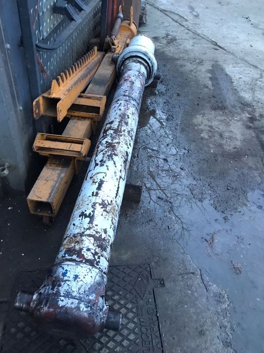 Cilindru Basculare Camion