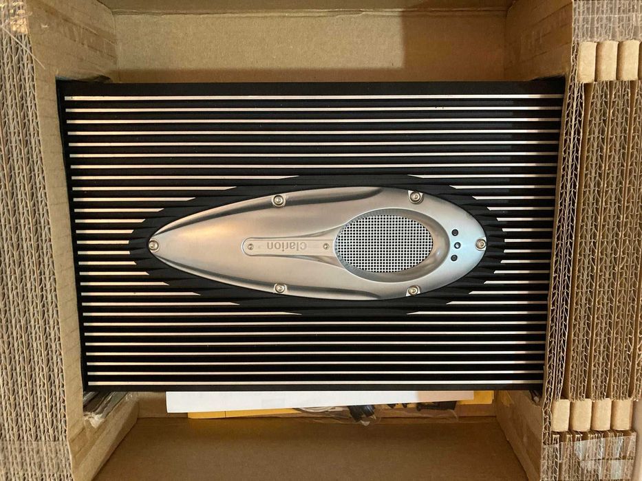 Усилвател Clarion APA 2160