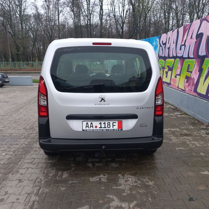 Peugeot Partner 2015. Euro 6.Recent import Germania