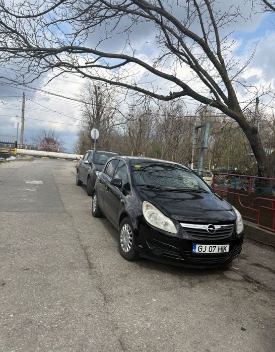 Vând opel corsa 2010