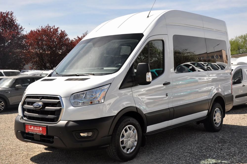 Ford Transit L2H3 9 Locuri Automat