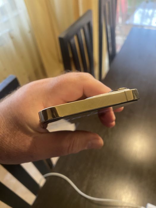 Vind iphone 13 pro in stare foarte buna , ca nou