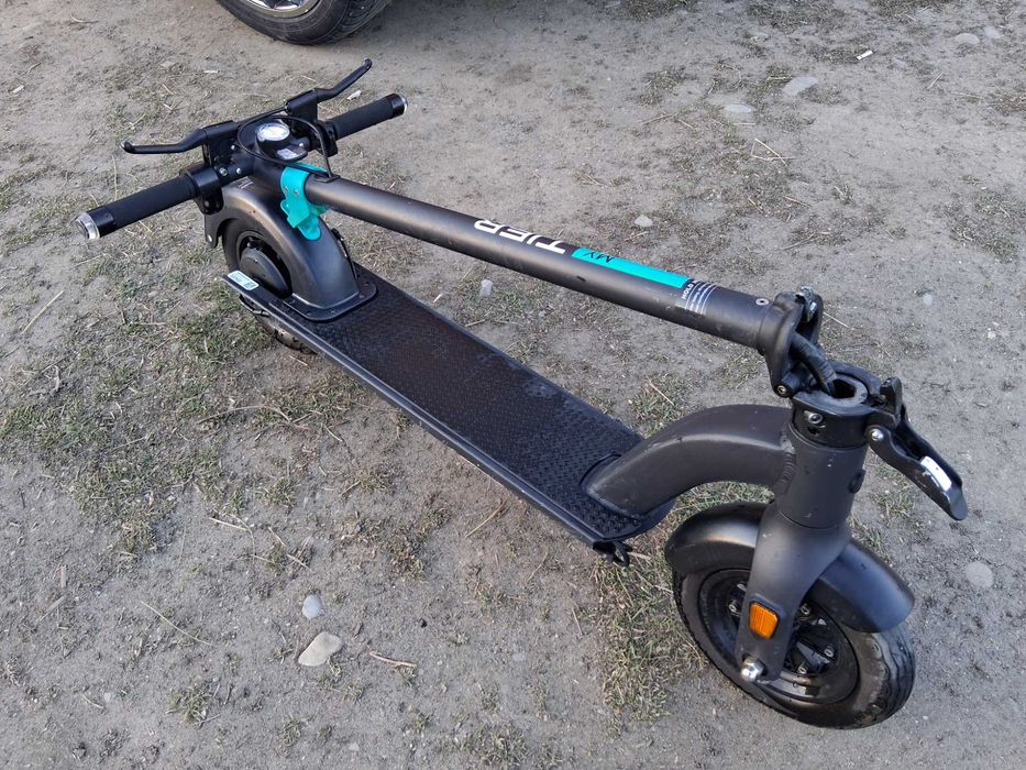 Scuter electric fara incarcator