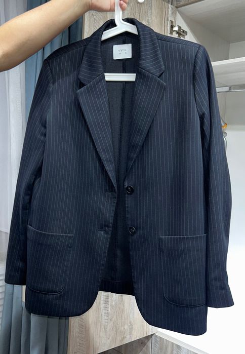 Одежда женская/ школьная