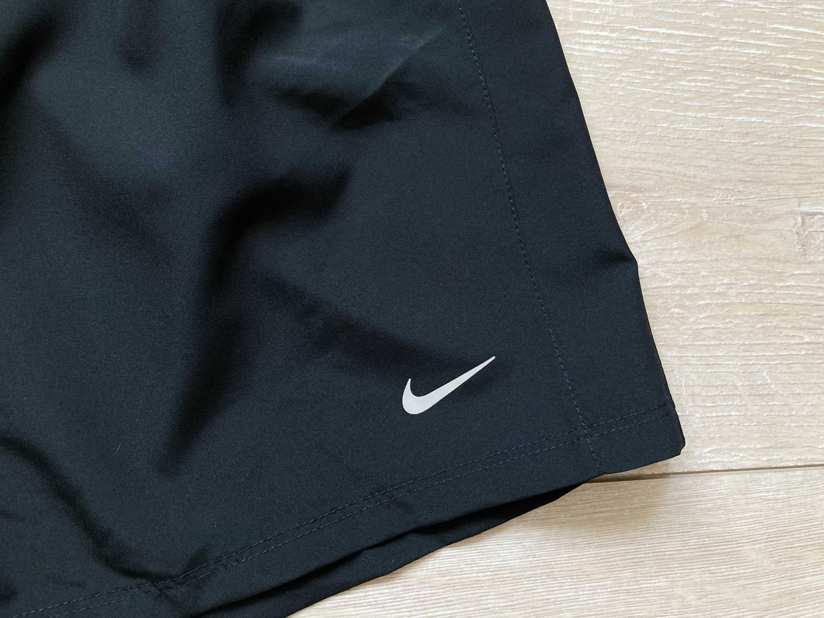 Найк Nike Rinning Dri Fit къси панталони къс панталон шорти размер L