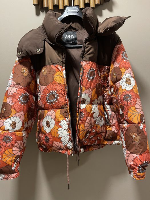 Изключително яке ZARA с подарък дънки