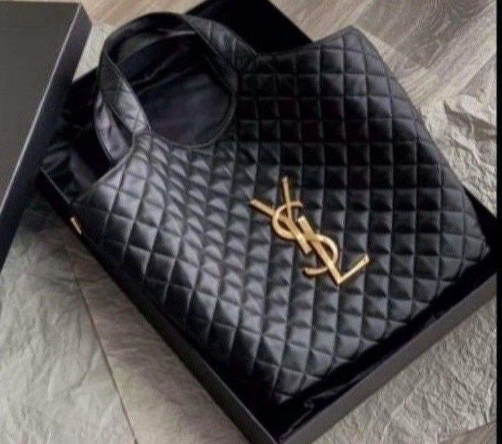 Geanta dama Maxy ,portofel simplu atasat, etichetă,saculet, logo metal