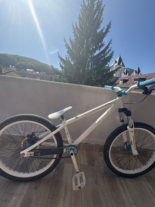 Bicicleta Dirt 24’ DMR BIKES