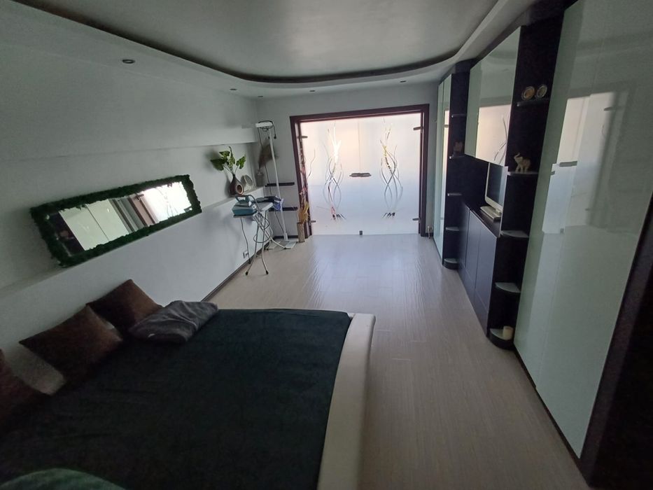 Apartament cu 2 camere de inchiriat