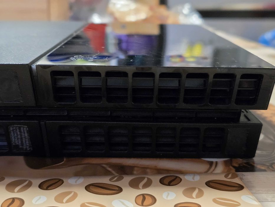 Consola Sony PlayStation 4 Model CUH-1004A + controller