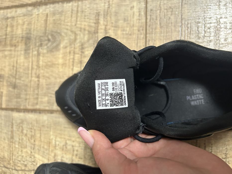 Sneakers Adidas Oztral