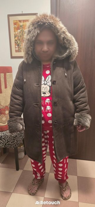 De Vanzare Cojoc Foarte Calduros