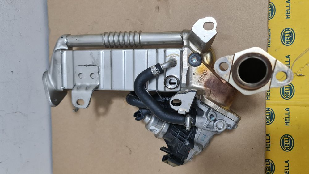 Răcitor gaze EGR complet valva 9885616 BMW 20d b47 X1 F48 F49 X2 F39 2