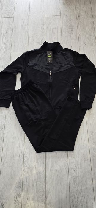 Спортни екипи Nike/L/M