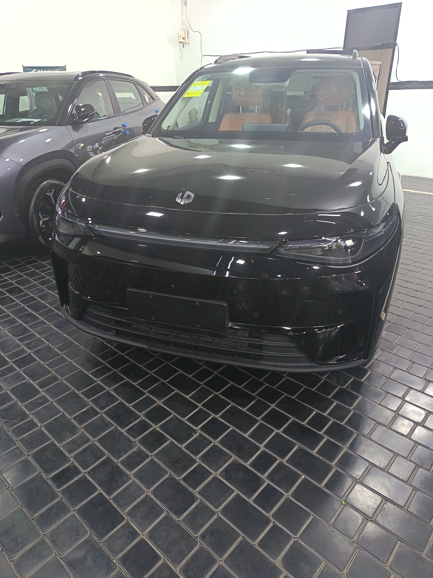Leapmotor c16 2024 gibrid