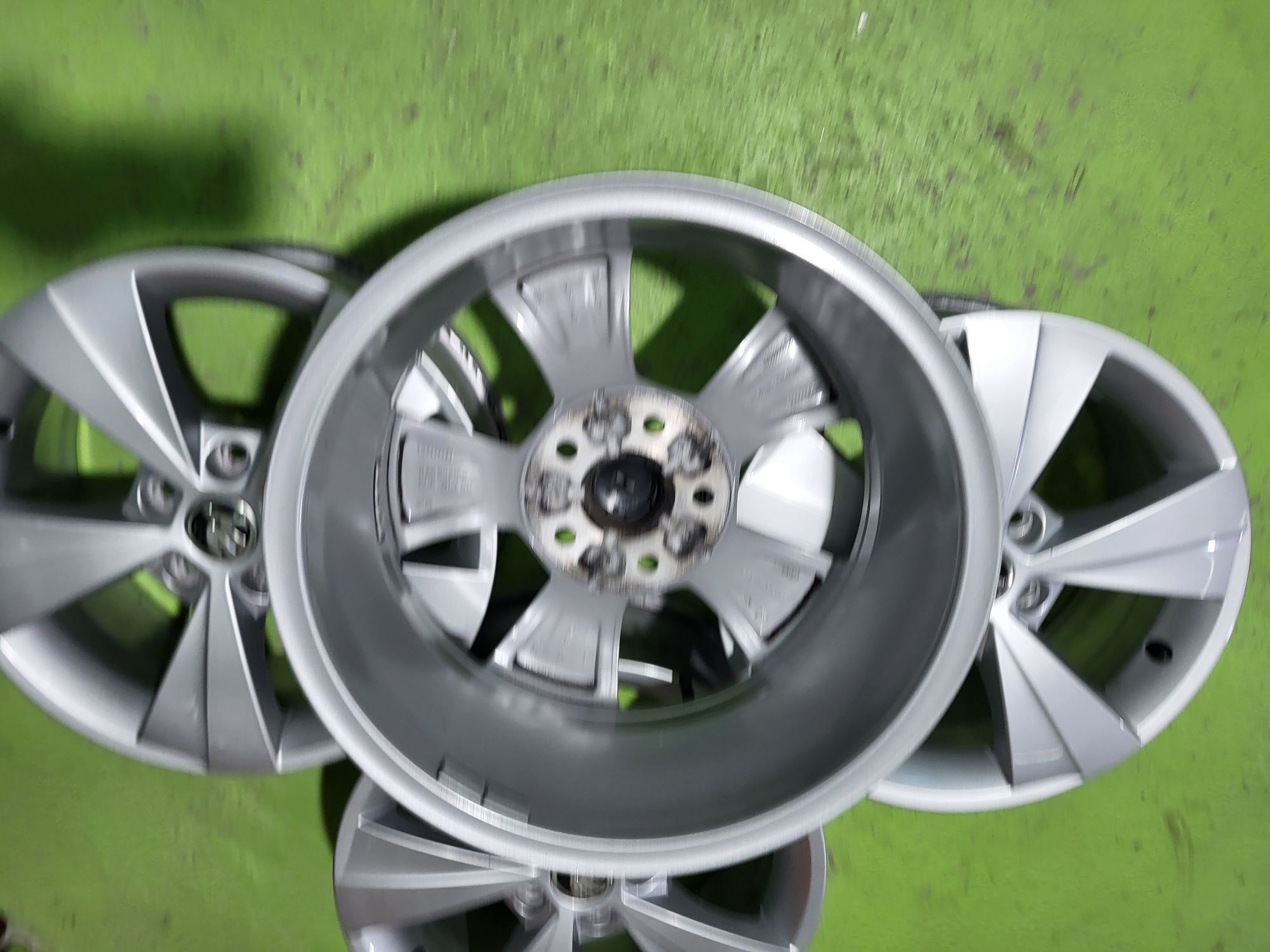 16 5x112 Skoda лети джанти 5х112 шкода