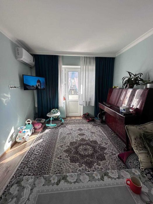 Санъат саройи яқинида 2 каватда 1 хонали АРКА