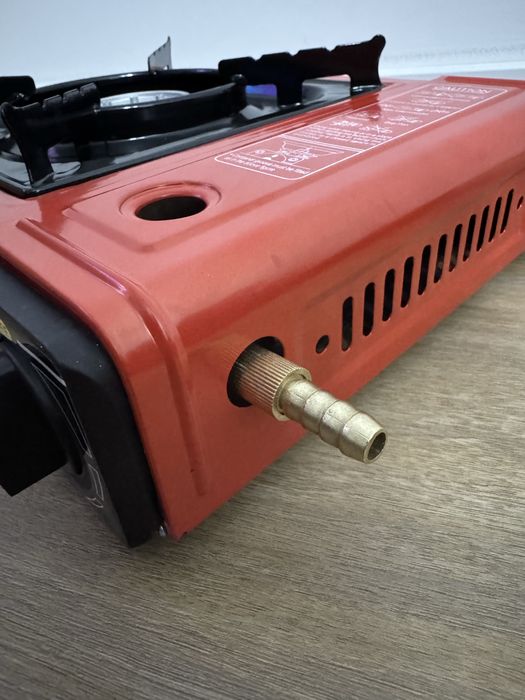 Къмпинг Газов Котлон - с Изход към Голяма Газова Бутилка и 4 Бутилки