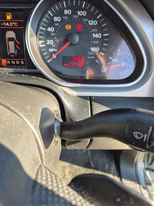 Vând Q7 2007 sline