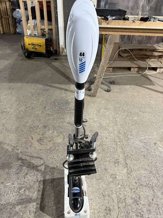 Електрически мотор за лодка