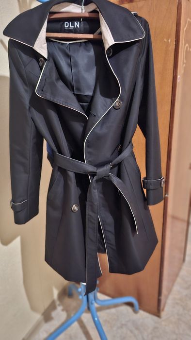 Продам новый плащь на осень  весну