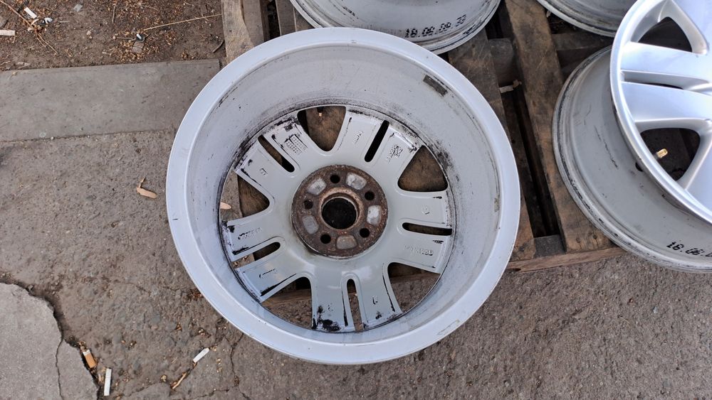 16" 5Х100мм VW 5X100 Джанти с гуми 205 45 16 - Polo, Lupo (Golf)