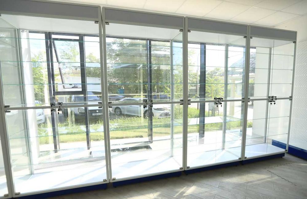 Oynaly vitrina, Акция, прилавки, savdo vitrinalar stellajlar