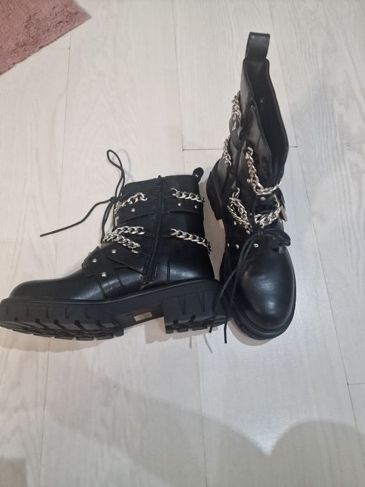 Дамски нови боти