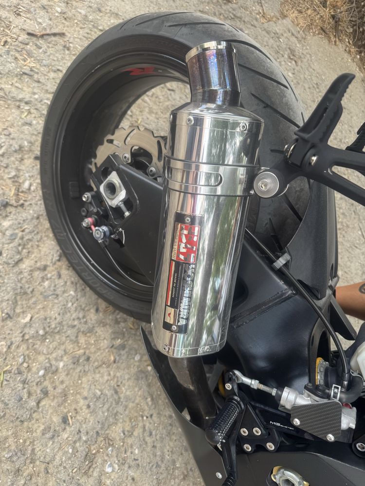 Продава се: Suzuki GSX-R 1000 K5