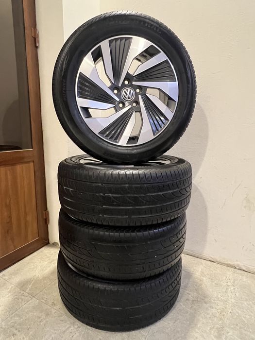 R 17 diska sotiladi