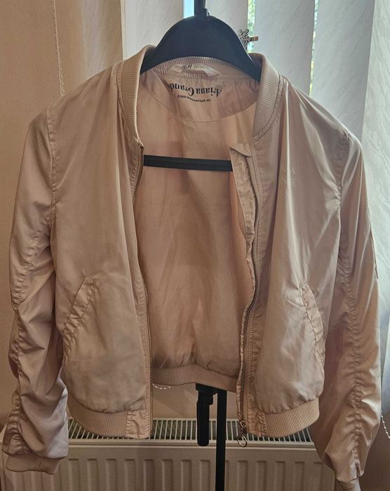 Geaca Ariana Grande pentru fete