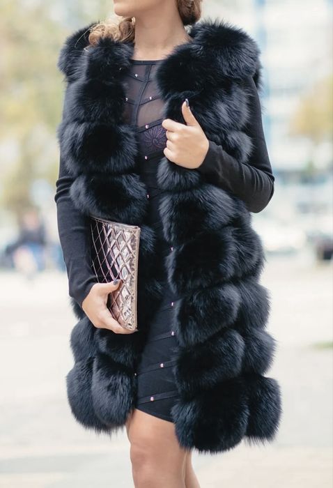 Жилет меховой из лисы 46/M