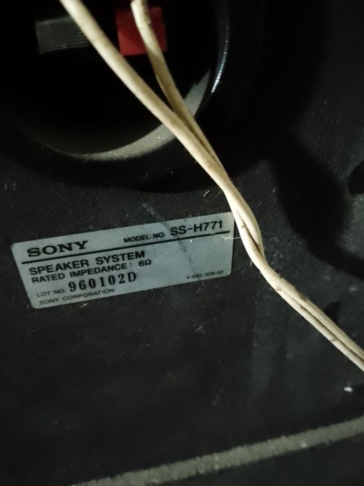 2 perechi boxe Dkdigital și Sony