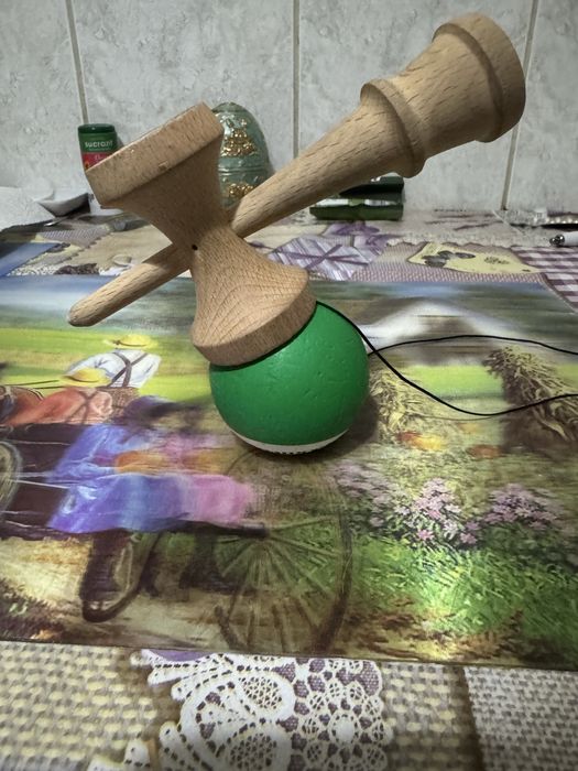 Kendama Krom Pop Verde Inchis