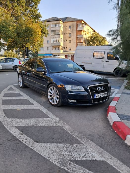 Vând sau schimb  Audi a8 3.0 an  2010 în stare bună