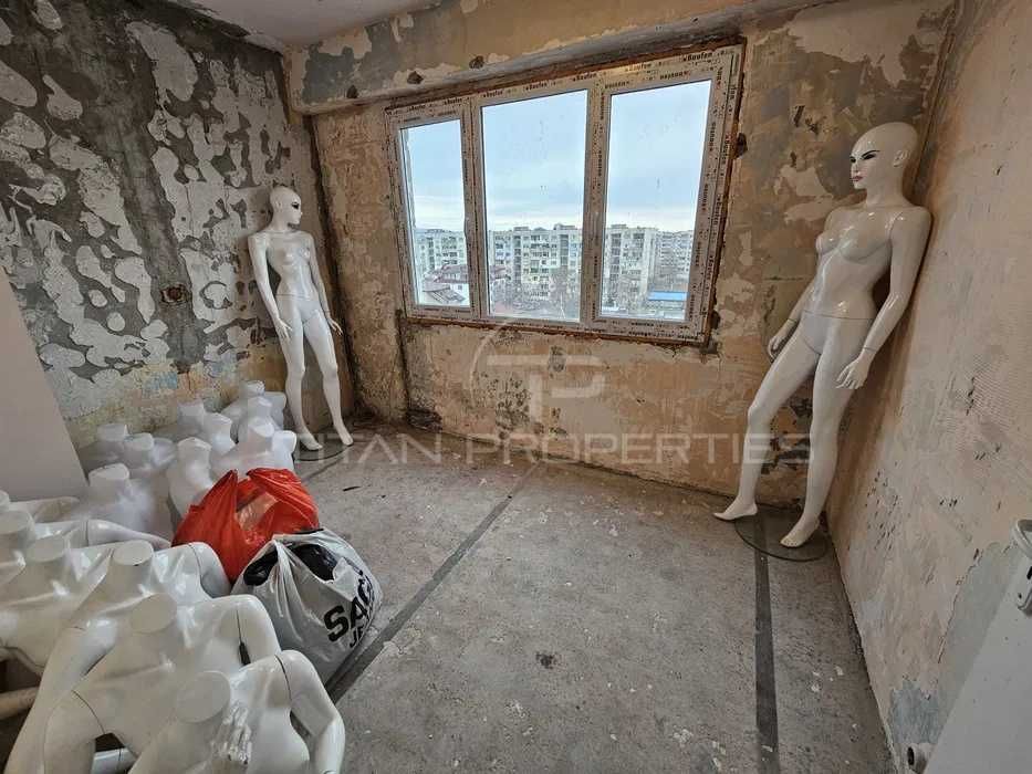 Продава се Едностаен апартамент в Пловдив, Изгрев - 48 кв.м за 855 €/кв.м - Снимка #2