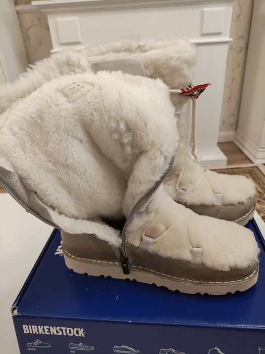Продавам дамски ботуши  Birkenstock