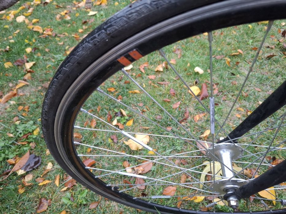 Bicicletă fixie de 28 super ușoară