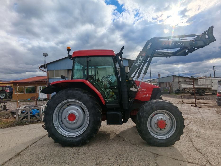 Tractor (Case) McCormick MC 95 cu încărcător frontal mailleux