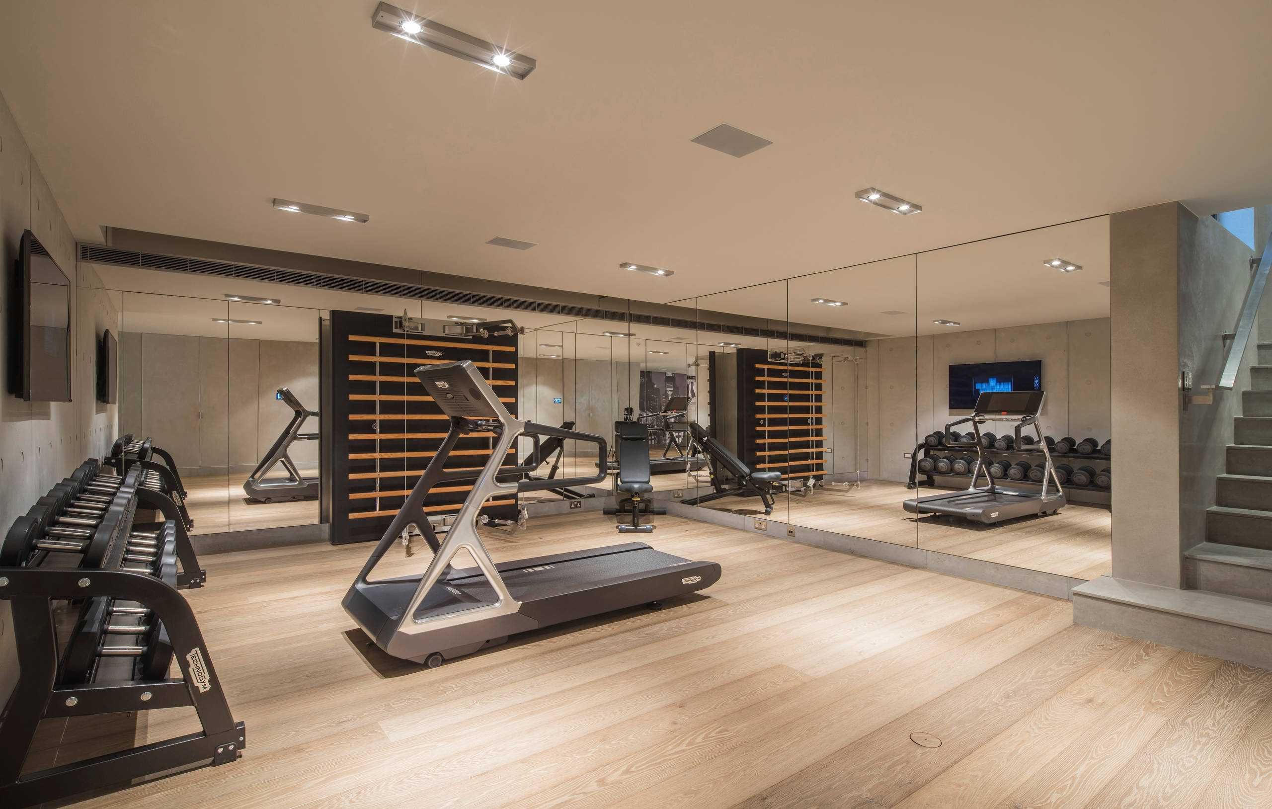 Фитнес зала, спортен център, студио за йога, търговско помещение, GYM