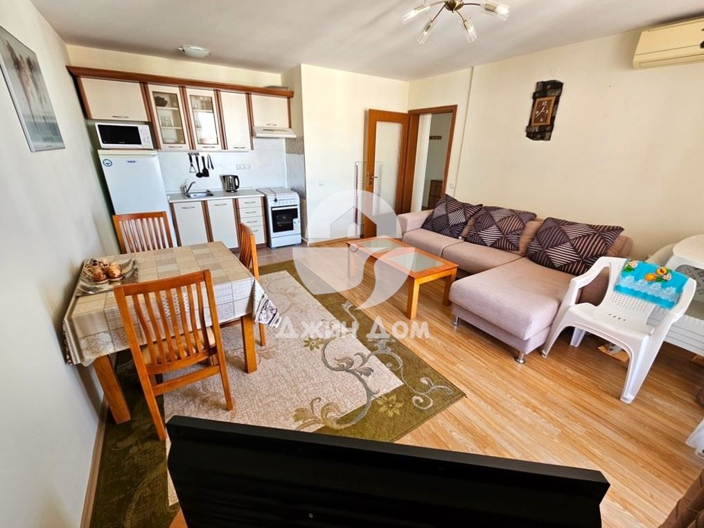 Продава се Двустаен апартамент в Свети Влас - 75 кв.м за 1066 €/кв.м - Снимка #3