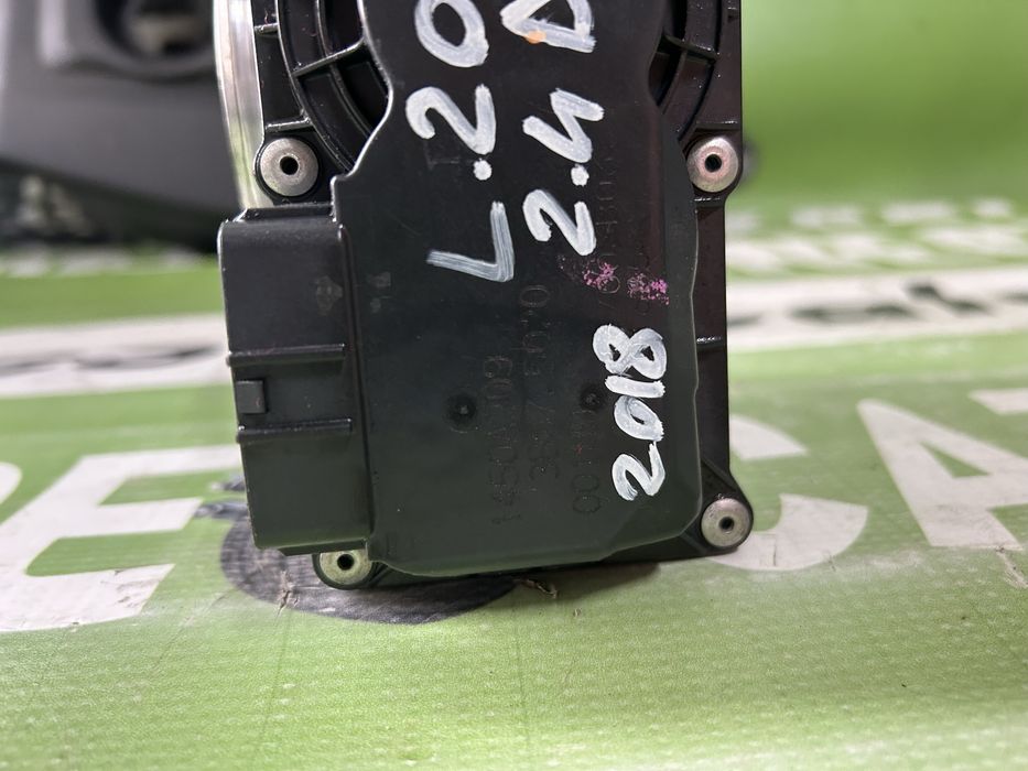 Clapetă accelerație Mitubishi L200 2.4 Di-D 2018