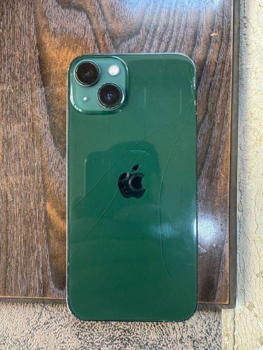 Срочно айфон 13 green 128