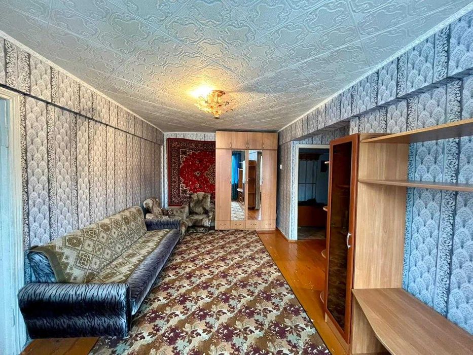 Продам 2-х комн квартиру в Сортировке, по горячей цене!!! Средний этаж