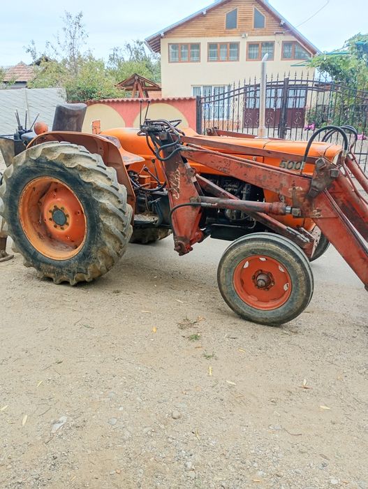 Tractor fiat 500 cu incarcator