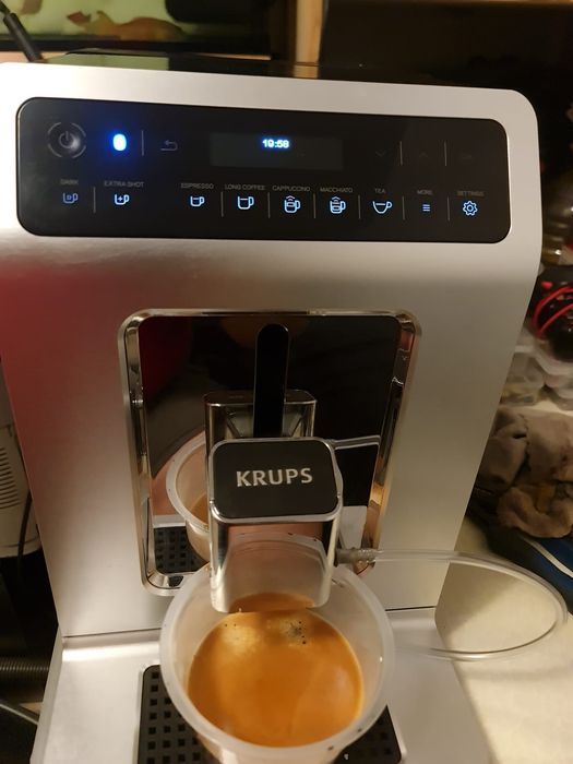 Service espressoare cafea expresoare aparate Delonghi Krups