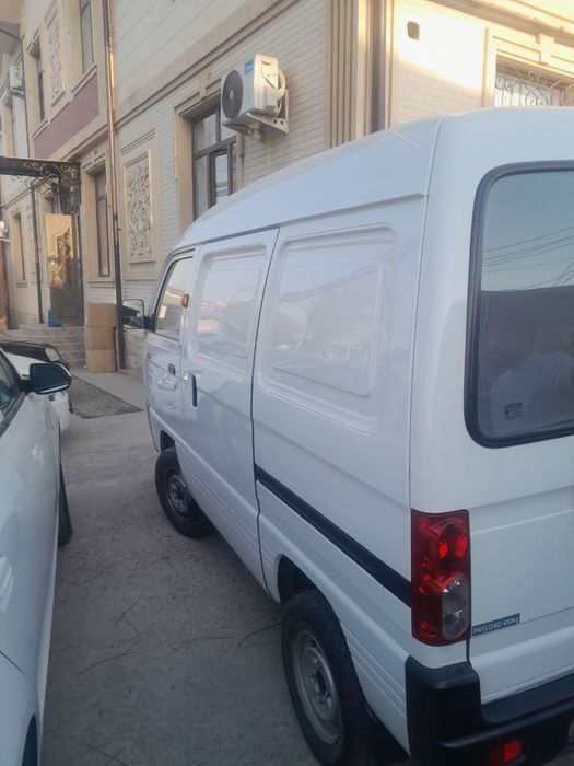 Damas van  2019 yil