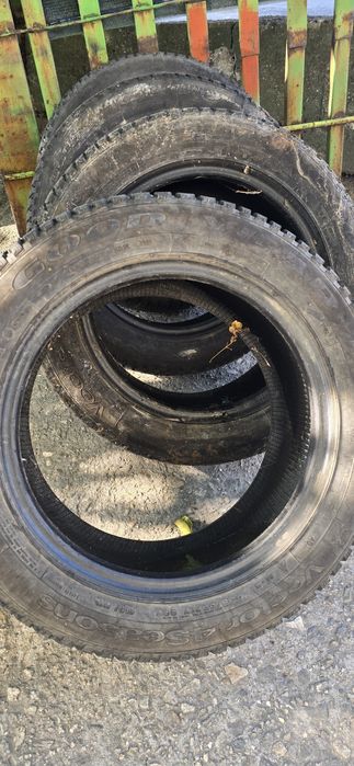 235/55 r17 Goodyear всезони 7мм