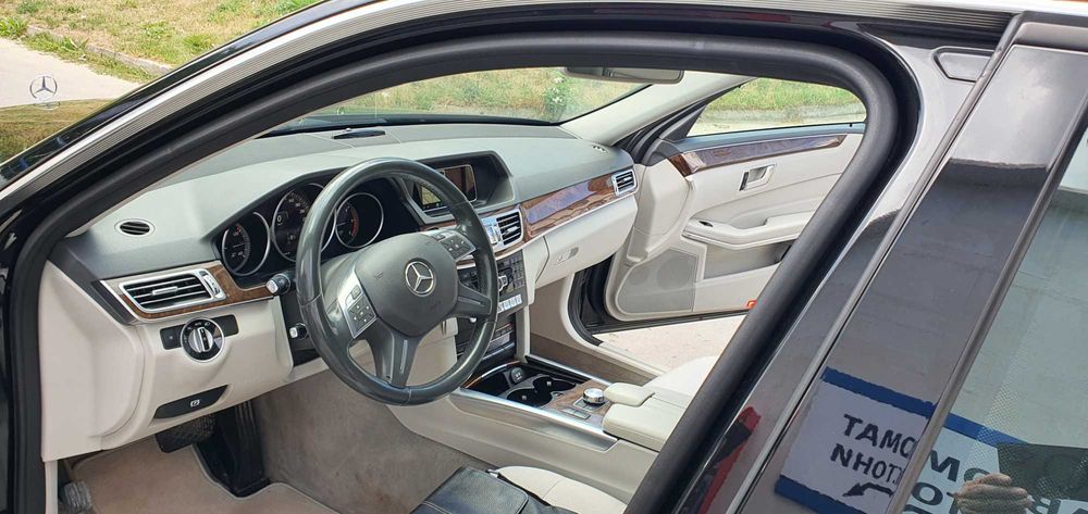 Продавам автомобил Мерцедес Е 200 CDI, 2014г.